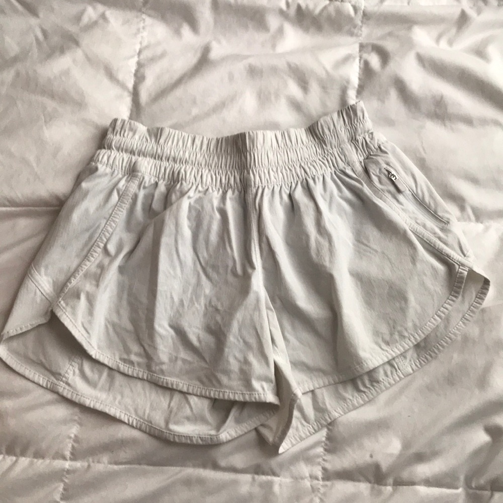 lululemon athletica tracker shorts size 10